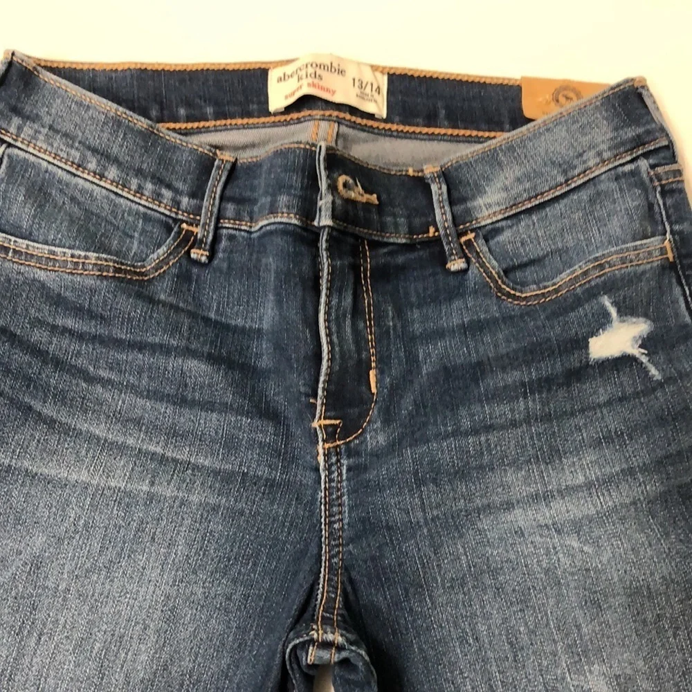 ABERCROMBIE KIDS SUPER SKINNY JEANS